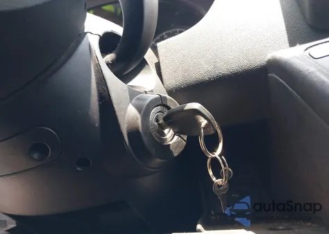 2014 Ram Promaster 1500 z USA, uszkodzony, nr VIN 3C6TRVBG1EE121443